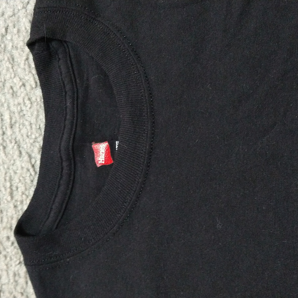 π3/$10 OR 5/$15 SALEπ Hanes T-shirt - Picture 3 of 6